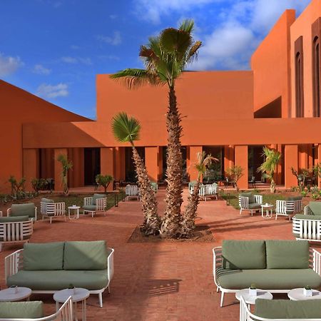 Doubletree By Hilton Ben Guerir Hotel & Residences Benguerir Ngoại thất bức ảnh