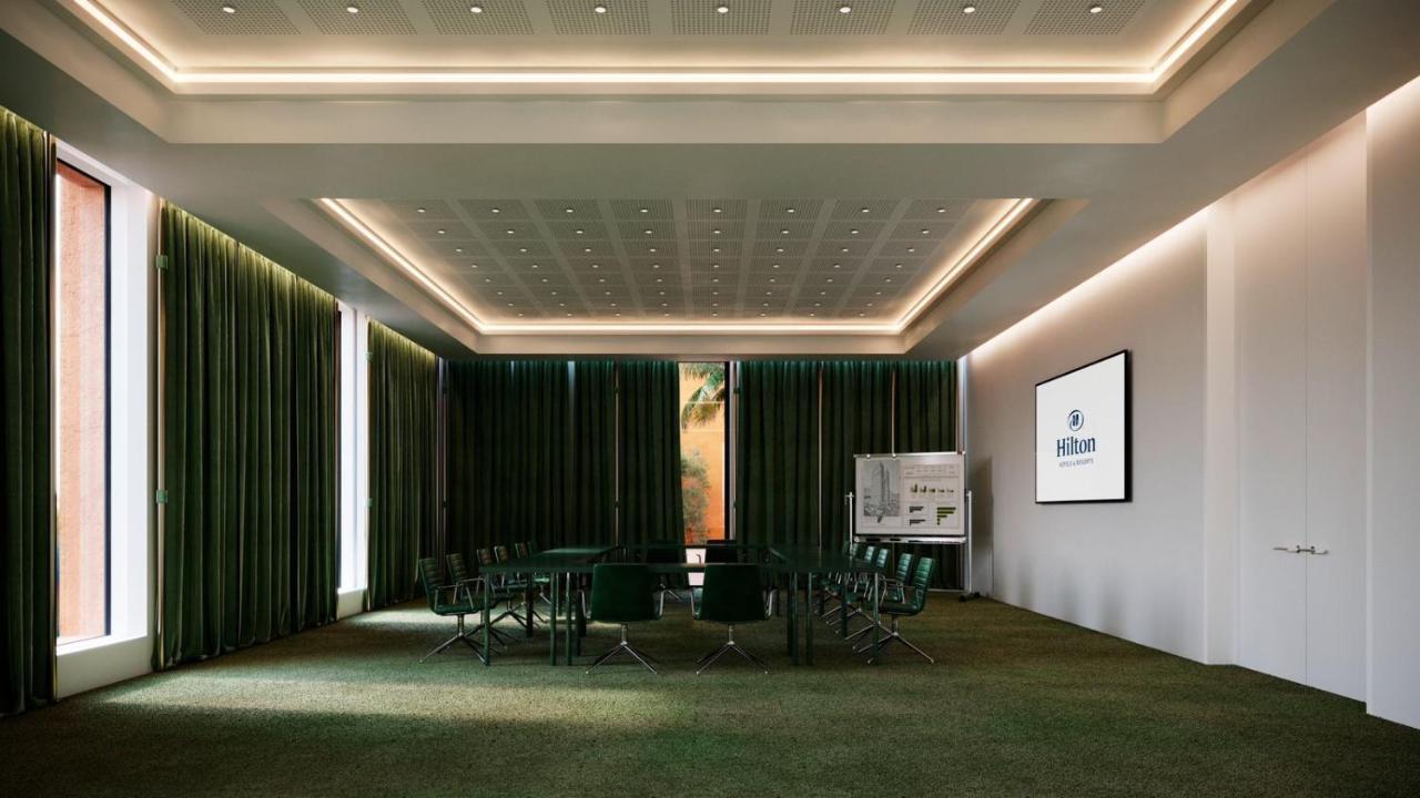 Doubletree By Hilton Ben Guerir Hotel & Residences Benguerir Ngoại thất bức ảnh