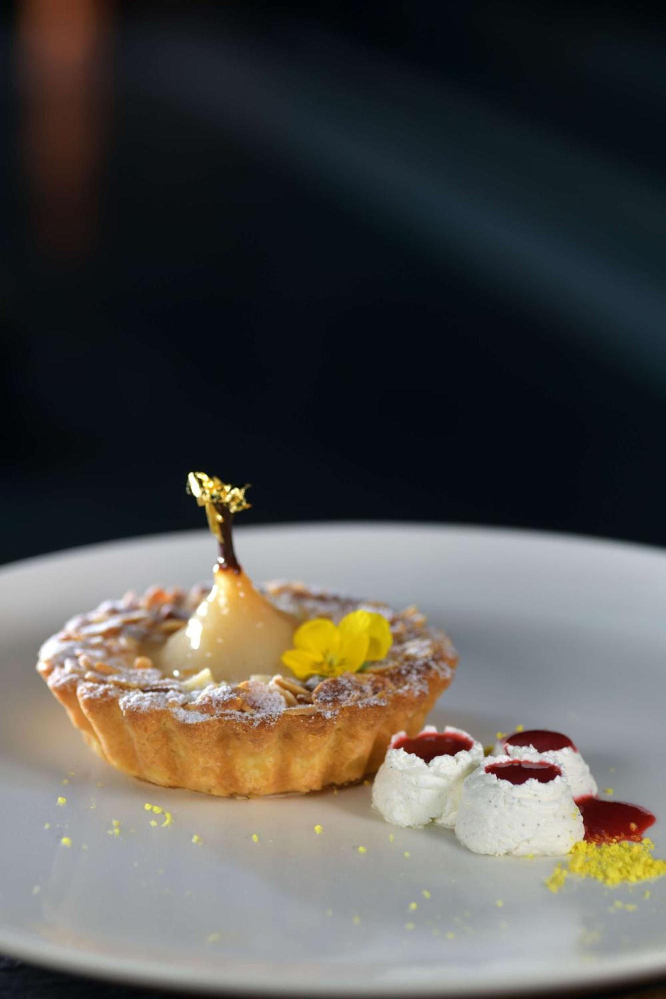 Doubletree By Hilton Ben Guerir Hotel & Residences Benguerir Ngoại thất bức ảnh
